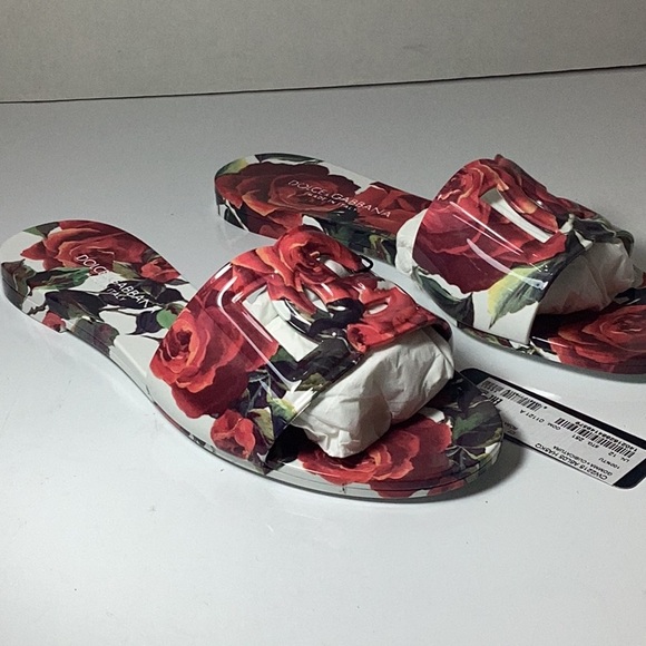 Dolce & Gabbana
Women's Logo Pool Slide Sandals - Picture 7 of 15